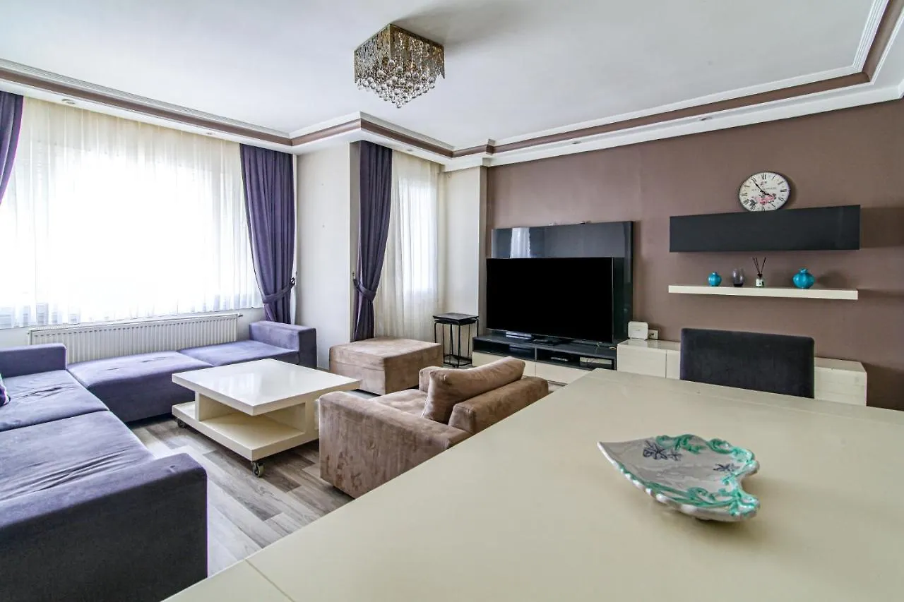 Duplex Cozy Flat With A Balcony Near Nisantasi Apartment Istanbul