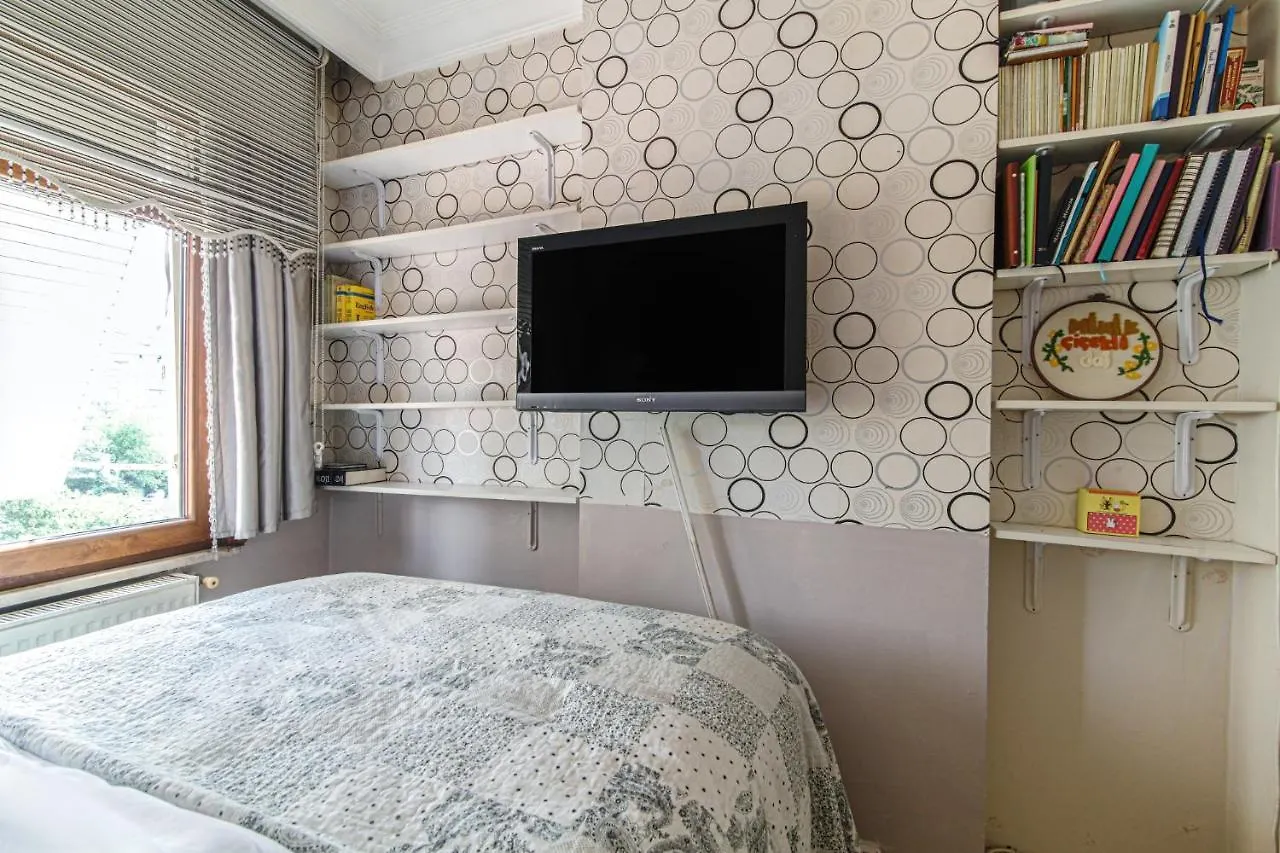 Duplex Cozy Flat With A Balcony Near Nisantasi Apartment Istanbul 0*,  Turkey